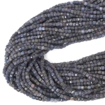 Szafir kostka fasetowana ok. 3x3mm