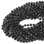 Onyks kostka fasetowana ok. 5x5mm