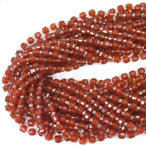 Agat karneol kostka fasetowana 2 ok. 5x5mm