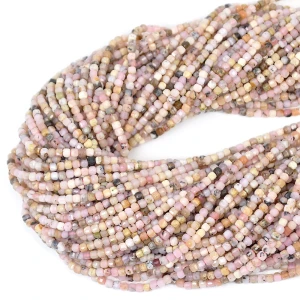 Opal peruwiański kostka fasetowana ok. 2,5x2,5mm