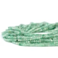 Szmaragd zielony jasny kostka fasetowana ok. 2x2mm