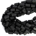 Turmalin czarny bryła surowa ok. 12-16x8-10mm