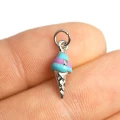 Lód rożek z niebiesko fioletową emalią ok. 19x6mm [zawieszka, stal]