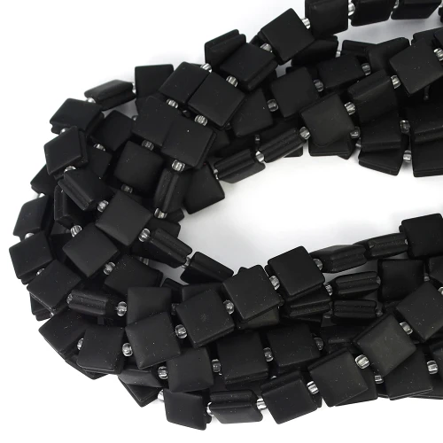 Onyks kwadrat z nacięciami do makramy ok. 10x10mm