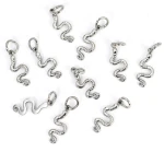Wąż ok. 17x6mm [zawieszka, stal]