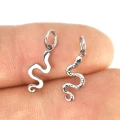 Wąż ok. 17x6mm [zawieszka, stal]