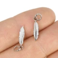 Pióro ok. 19x4mm [zawieszka, stal]