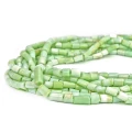 Opal zielony walec nieregularny ok. 5-6x6-8mm