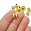 Pierścień złoty z cyrkoniami 6x7mm [przekładka, metal]