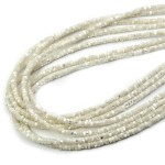 Masa perłowa biała talarek ok. 4x2mm