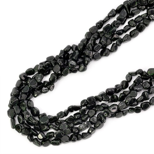 Szmaragd nilu bryła nieregularna ok. 5-9x5-8mm