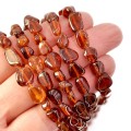 Granat rudy bryła nieregularna ok. 5-11x4-8mm