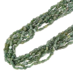 Apatyt zielony bryła nieregularna ok. 4-9x4-6mm