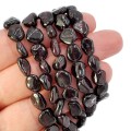 Granat bryła nieregularna ok. 7-10x3-10mm