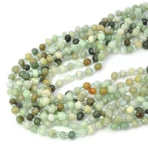 Jadeit  mała bryłka ok. 5-7x4-6mm