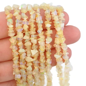 Opal etiopski żółty sieczka ok. 2-6x1-4mm