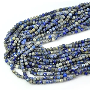 Lapis lazuli jasny kostka fasetowana ok. 4mm