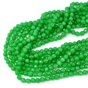 Jadeit zielony trawiasty kula fasetowana ok. 6mm