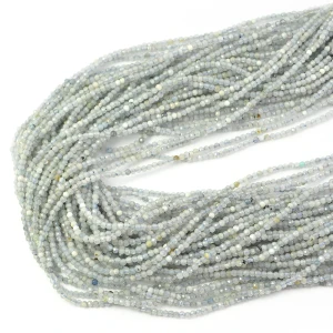 Akwamaryn nieregularna kula fasetowana ok. 2x1,5-2mm