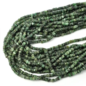 Szmaragd nieregularny talarek ok. 4-5x1-3mm 