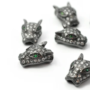 Głowa tygrysa czarna z srebrnymi cyrkoniami 15x10x8mm [przekładka, metal]