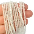 Kamień księżycowy kostka fasetowana ok. 2,3x2,3mm