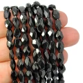 Spinel czarny owal fasetowany ok. 6-9x3-5mm