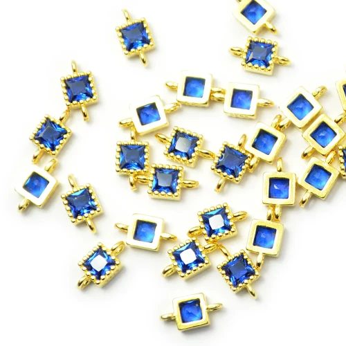 Kwadrat z niebieską cyrkonią ok. 7x4mm