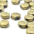 Hematyt stare złoto matowy muszelka ok. 6x7mm [przekładka]