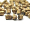 Czaszka matowa miedziana ok. 8x6mm [przekładka hematyt]