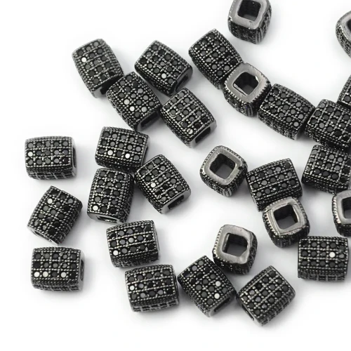 Prostopadłościan czarny z cyrkoniami ok. 7x6mm [przekładka, metal]