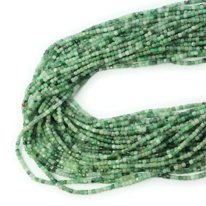 Szmaragd kostka fasetowana ok. 2,2x2,2mm