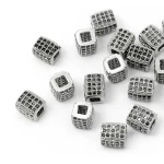 Prostopadłościan srebrny z czarnymi cyrkoniami 7x6mm [przekładka, metal]