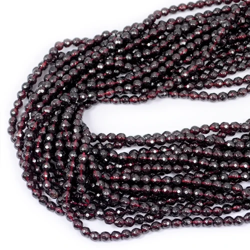 Granat kula fasetowana ok. 4mm