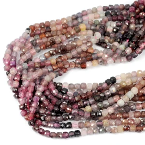 Spinel różowy układany kostka fasetowana ok. 4,5x4,5mm