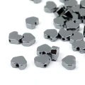 Hematyt grafitowy serce ok. 5x6mm [przekładka, ścięte rogi]