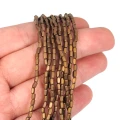 Hematyt miedziany prostopadłościan matowy ok. 2x4mm [obłe rogi ]