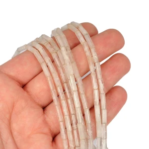 Kwarc biały średni patyczek ok. 3x10mm