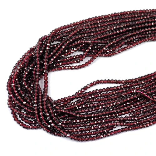 Granat oponka fasetowana ok. 3,5x2,5mm