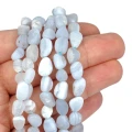 Chalcedon matowa bryła nieregularna ok. 6-10x4-7mm