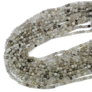 Kwarc labradorytowy kostka fasetowana ok. 4,5x4,5mm
