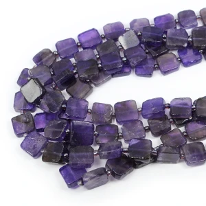 Ametyst kwadrat nieregularny ok. 10-13x10-12mm