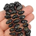 Obsydian srebrzysty płaska bryłka nieregularna ok. 10-14x4-8mm