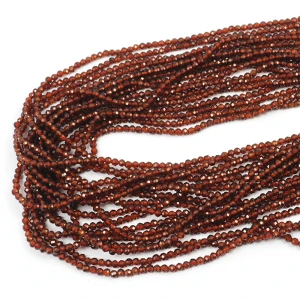 Granat hessonit kula fasetowana ok. 2,5mm