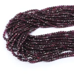 Granat kostka fasetowana ok. 4x4mm