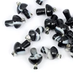 Agat pasiasty czarny zawieszka grzybek ok. 23mm [metal]