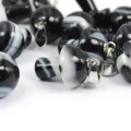 Agat pasiasty czarny zawieszka grzybek ok. 23mm [metal]