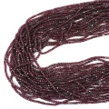 Granat kostka fasetowana ok. 2,2x2,2mm