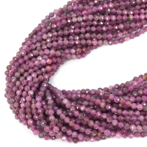 Rubin ciemny kula fasetowana ok. 3,3mm