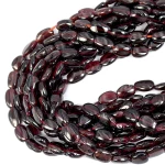 Granat owal płaski ok. 8-10x5-6mm